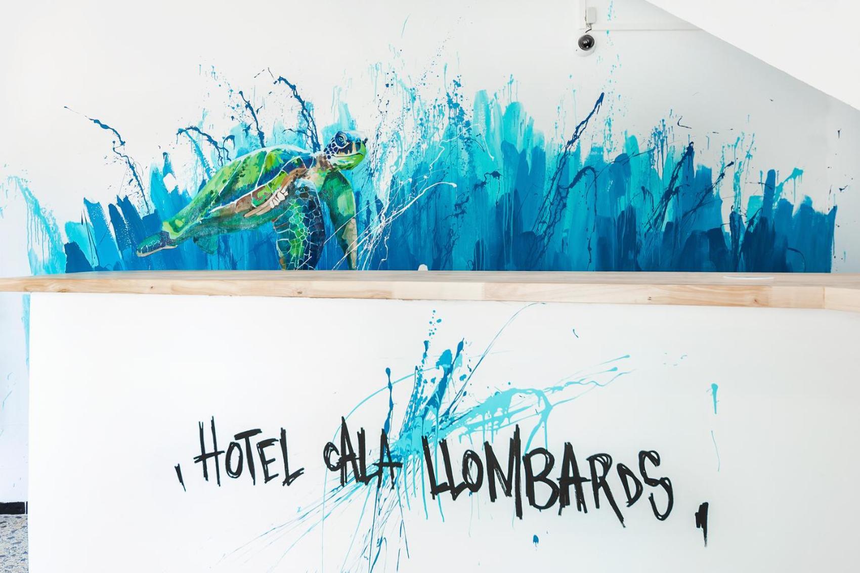 Hostal Cala Llombards 외부 사진